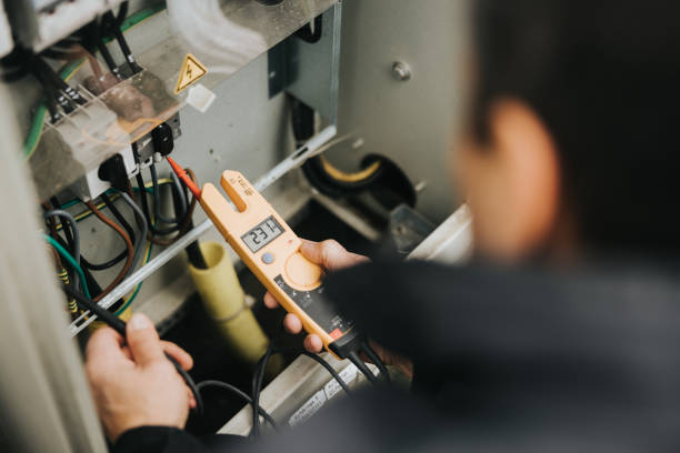 Best Circuit Breaker Repair  in Gifford, FL
